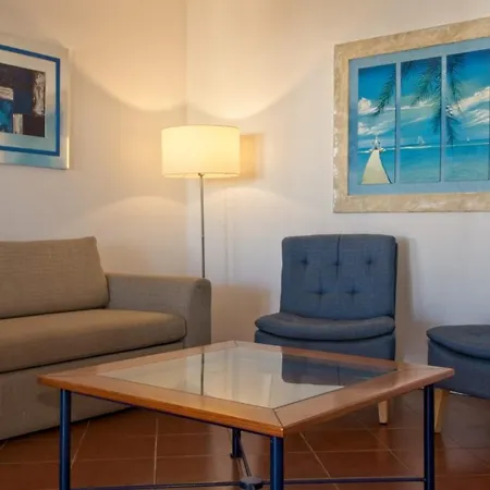 Great 2 Bedroom With Pool And Wifi Apartament Alvor