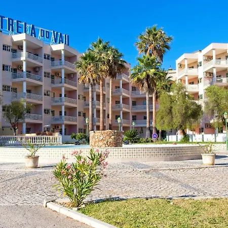 Great 2 Bedroom With Pool And Wifi Apartament 4*