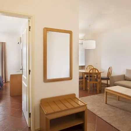 Apartamento Great 2 Bedroom With Pool And Wifi Alvor